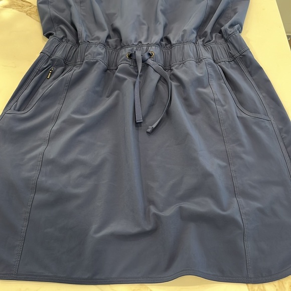 NWOT Patagonia blue technical nylon fabric sundress with wrap back design - Picture 9 of 12